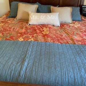 Blue Target King Quilt and 3 Shams